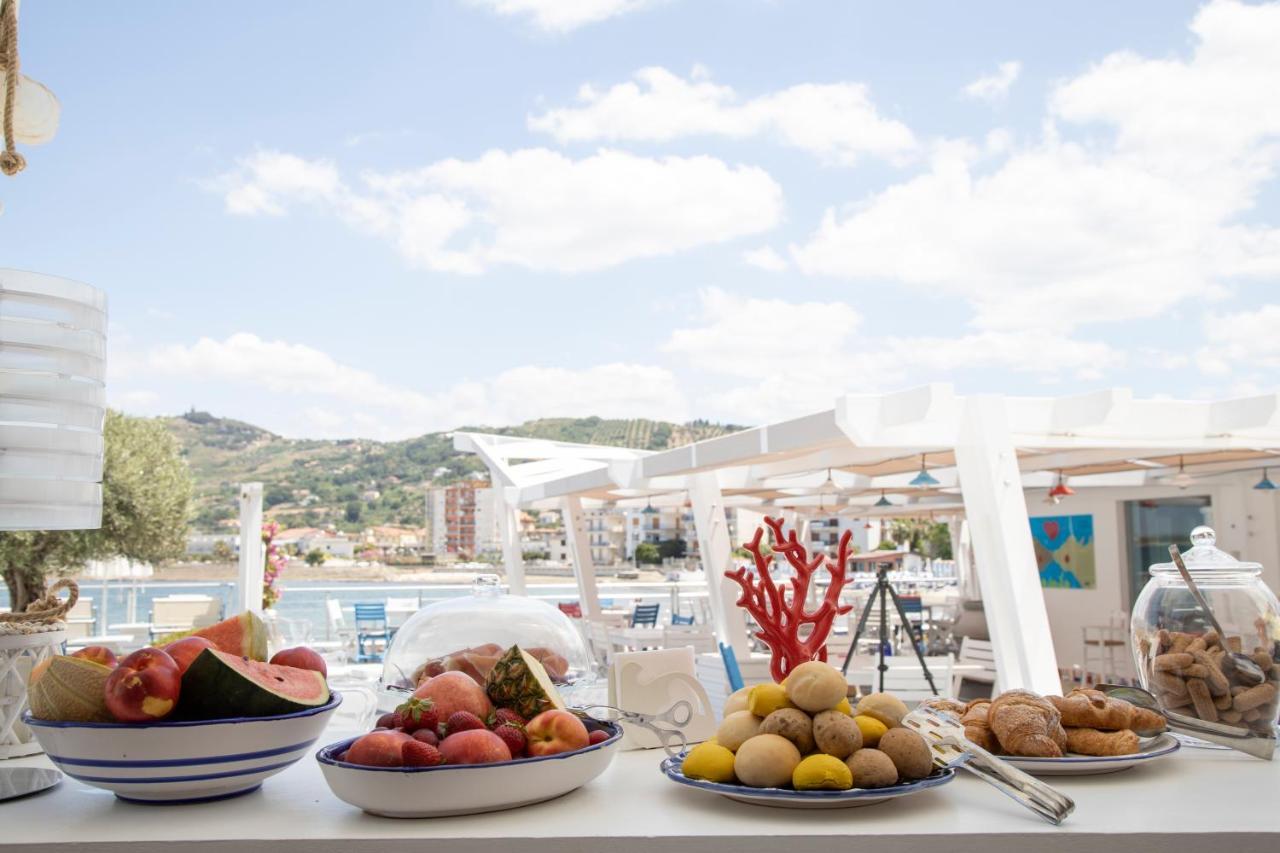 Furano Bahari Hotell Agropoli Exteriör bild